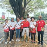 Cegah Taman Kota Layu Akibat Kemarau, DPC BMP RI Nabire Turun Jalan Menyiram Tanaman